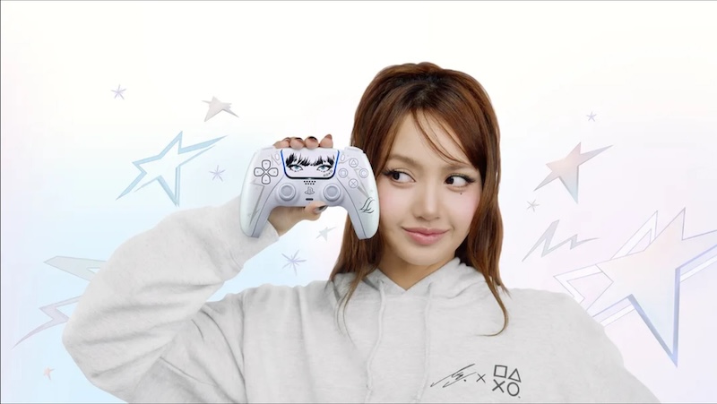 Sony выпускает лимитированный DualSense в стиле K-pop звезды Лисы из BLACKPINK